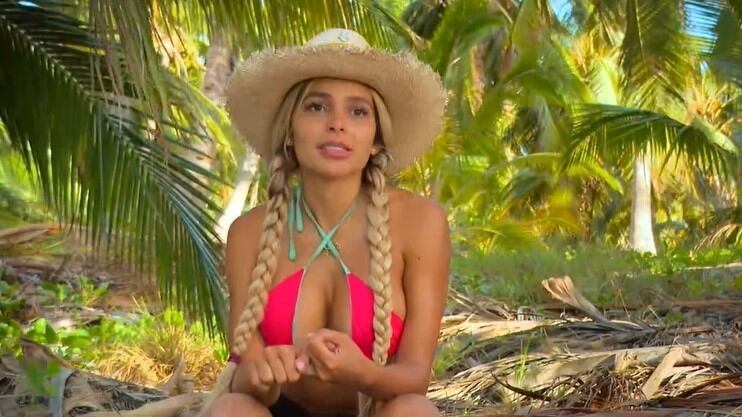 Paola Usme Barbie siguió destilando sensualidad en lo que fue la entrevista El Día Después de La Isla De Los Famosos.