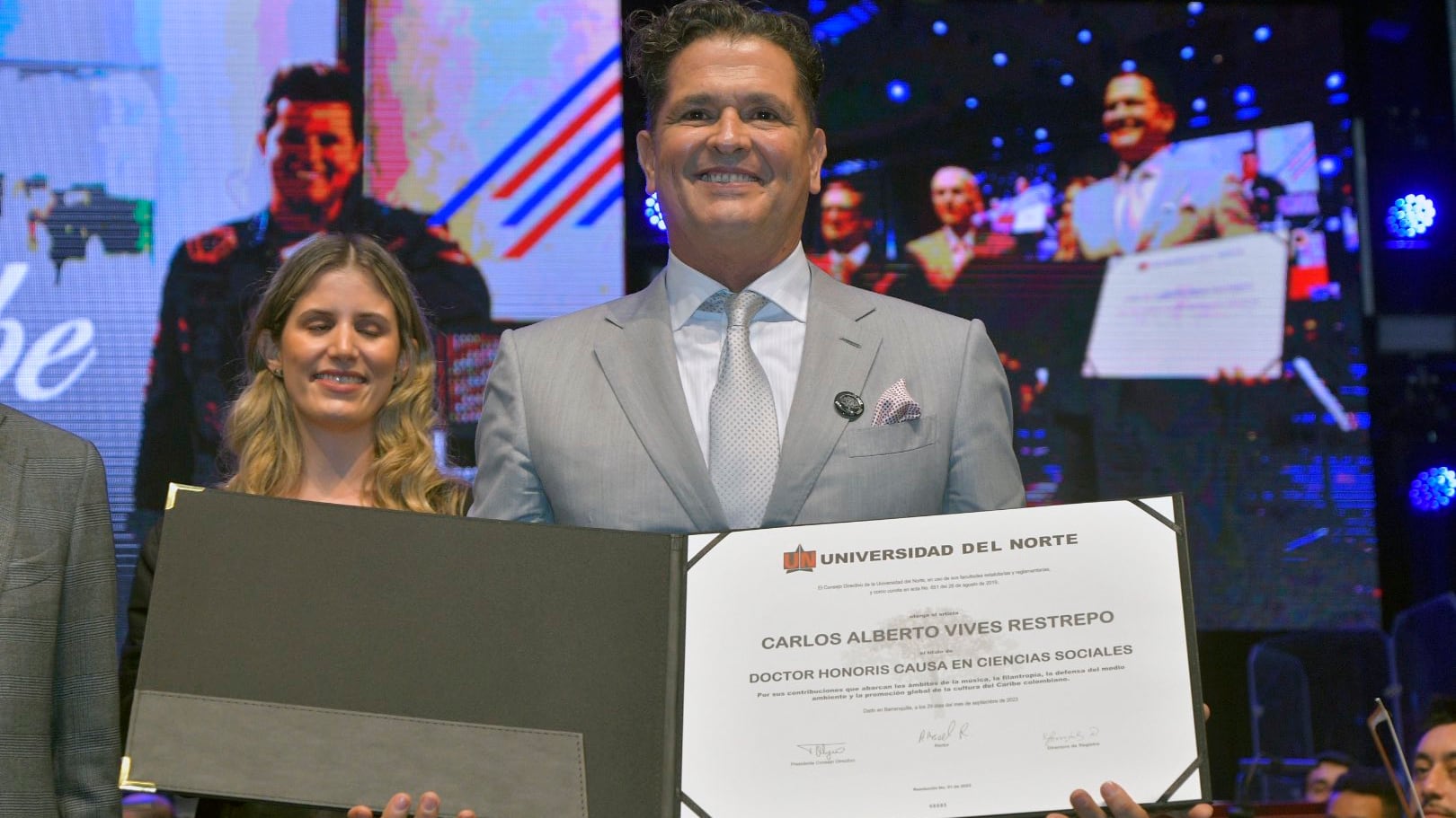 Carlos Vives recibió un doctorado Honoris Causa en Ciencias Sociales en la Universidad del Norte en Barranquilla.