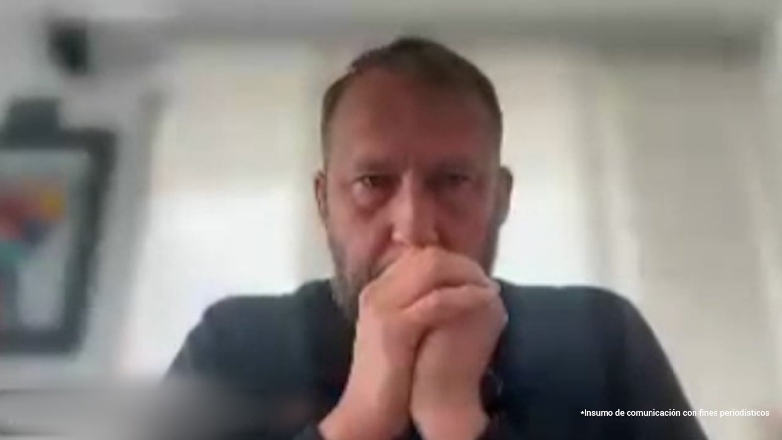 Fiscalía acusa al exalcalde Mikhail Krasnov por presunto 'pago' para salvar su elección.