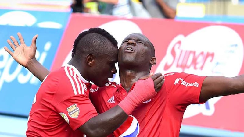 “No se ayudan”, a América le llovieron burlas por sacar pecho del aniversario de su ascenso a la A