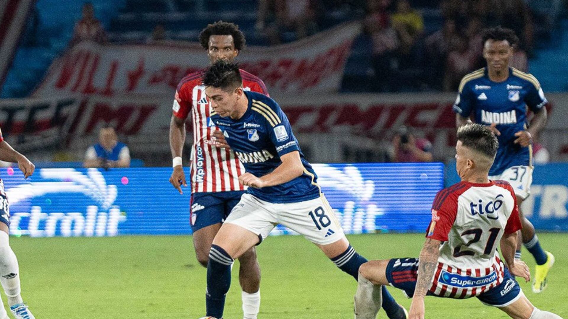 Penales en el partido Junior vs. Millonarios enfurecieron a los hinchas de ambos equipos