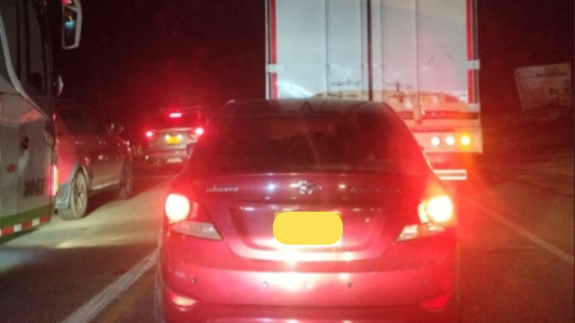 Trancón entre Bogotá y Girardot