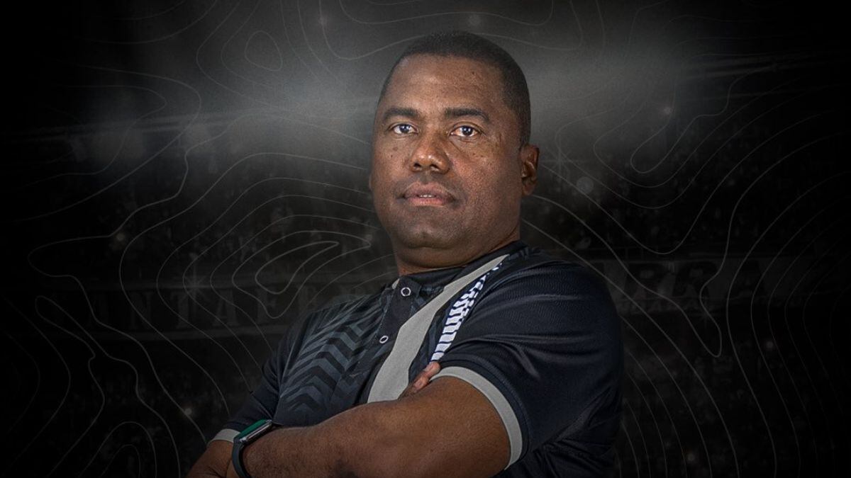 Hubert Bodhert dejó claros los refuerzos que buscará en Santa Fe