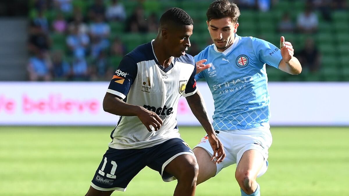 Ángel Torres, atacante colombiano, fue detenido en el exterior al ser acusado de agresión sexual