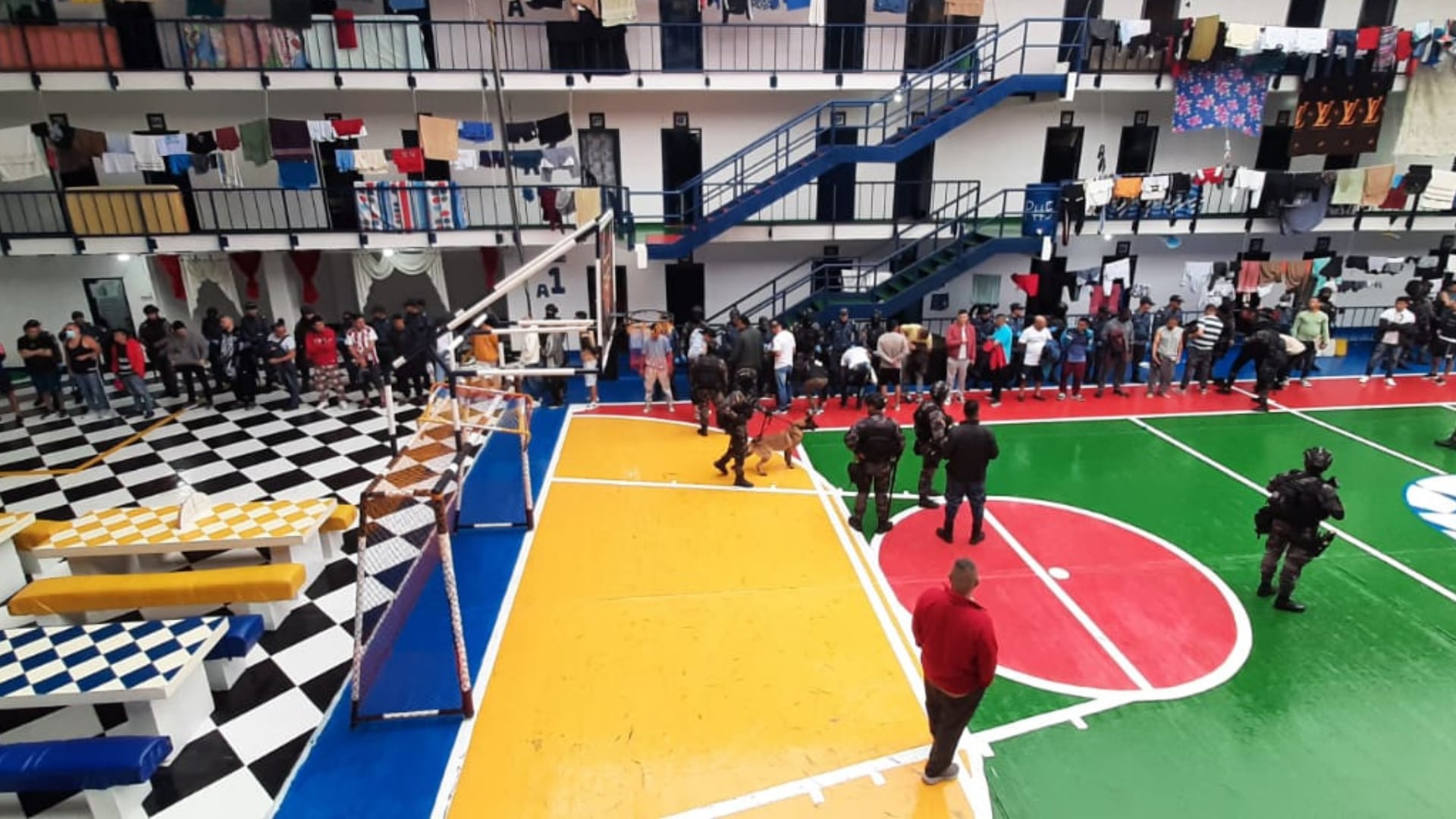 Megaoperativo del Inpec en cárceles del país.