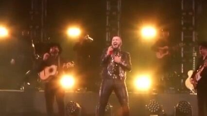 El cantante Jessi Uribe compartió un video en el que interpreta el tema y agradece a Darío Gómez por eso.