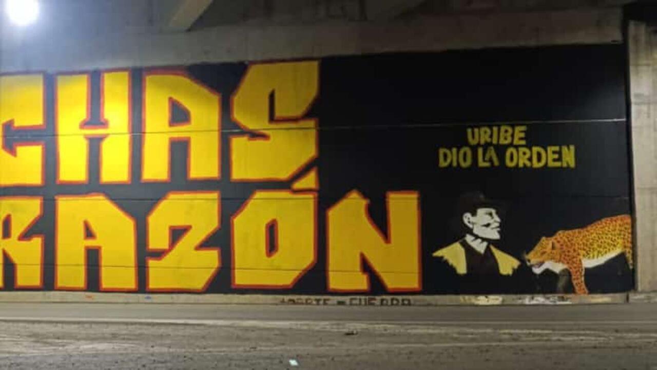 Concesión vial borró mural de ‘Las Cuchas Tenían Razón’ y les grafitearon sus vehículos