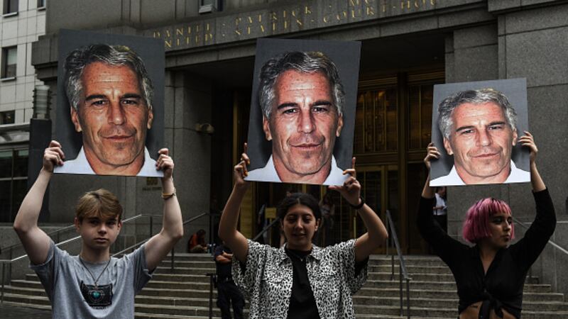 La atemorizante lista de Jeffrey Epstein: los famosos vinculados a explotación y abuso de menores, se nombra a Bill Gates