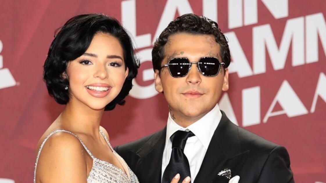 “Descarados” Las críticas a Nodal y a Ángela Aguilar tras su llegada a los Latin Grammy 2024
