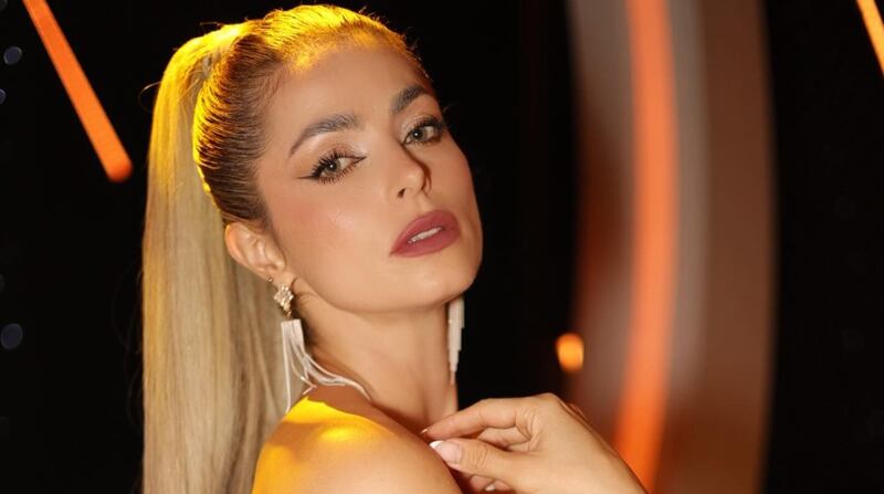 Cristina Hurtado mostró su ritual para un 2025 próspero junto a Josse  Narváez – Publimetro Colombia