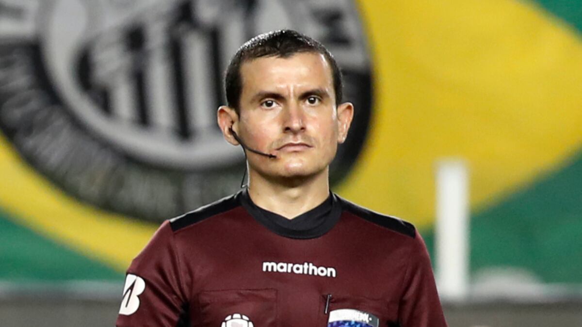 Jugador de Bucaramanga agredió a juez luego del partido contra Nacional