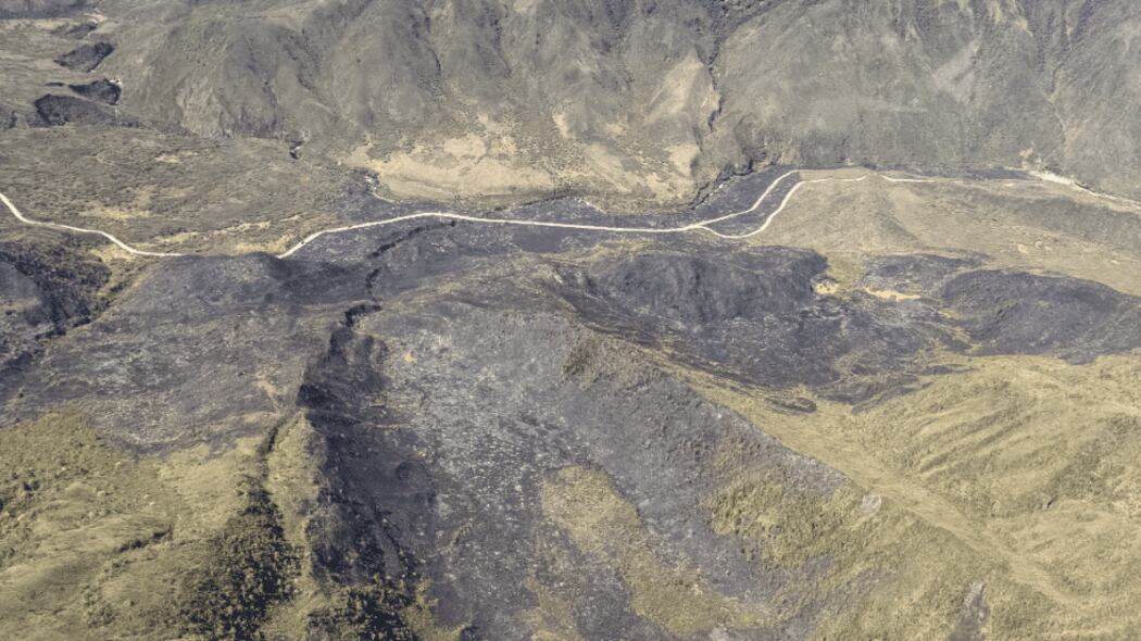 Acueducto aclara si el incendio en Chingaza perjudica el abastecimiento de agua.