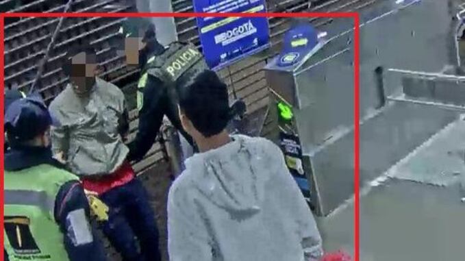 Cayó 'Uñas largas' reconocido ladrón de TransMilenio.
