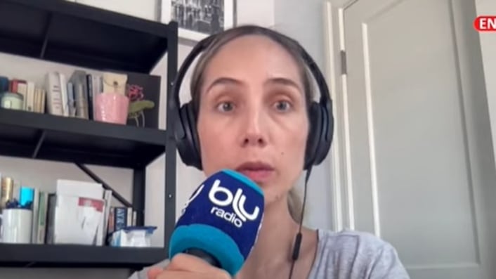 Camila Zuluaga en la transmisión de Blu Radio durante el temblor.