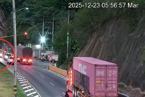 El conductor que manejó en contravía en tunel de Tolima recibió millonarias multas por infracciones: su licencia lleva casi 20 años vencida