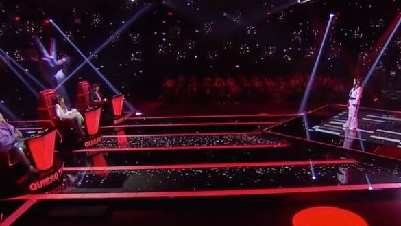 Violeta cantó 'Ahora te puedes marchar' de Luis Miguel en La Voz Kids