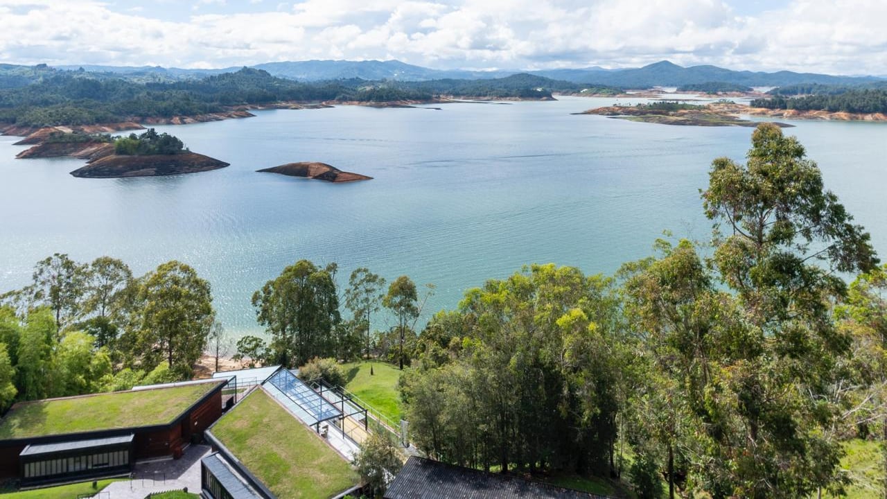 Recorrido por el Guatapé y el embalse El Peñol.