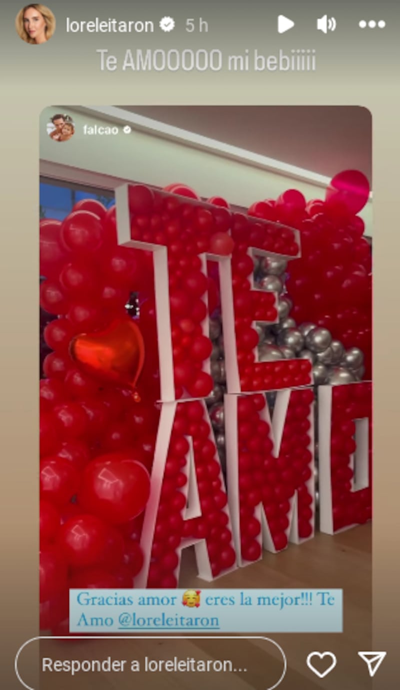 Falcao y Lorelei Taron