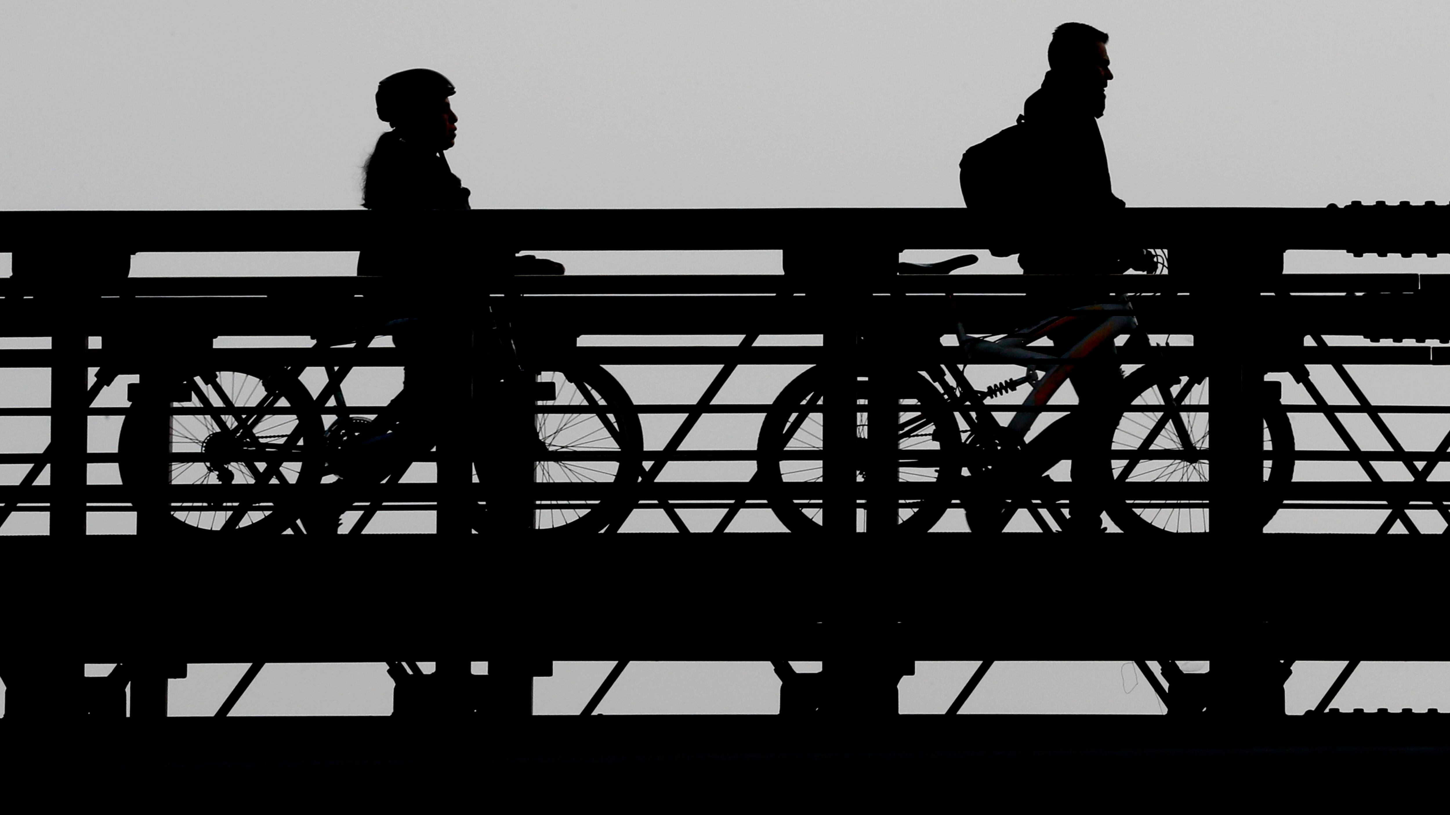 Bicicletas con motor tendrán que cumplir una serie de medidas para movilizarse en Bogotá