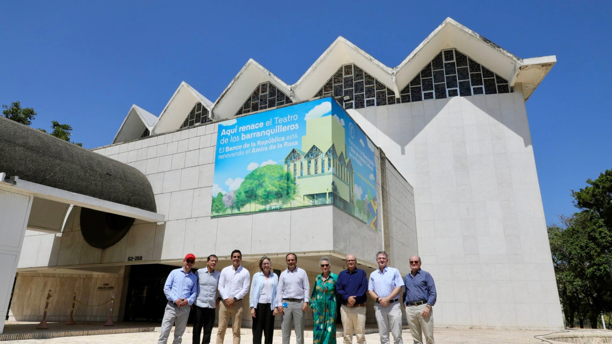 Foto del evento del inicio de las obras del Teatro Amira de la Rosa en Barranquilla, en enero de 2025.