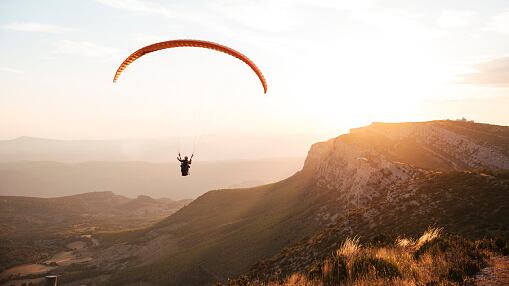 Lo que sabe de accidente de parapente que acabó con la vida de una joven madre.