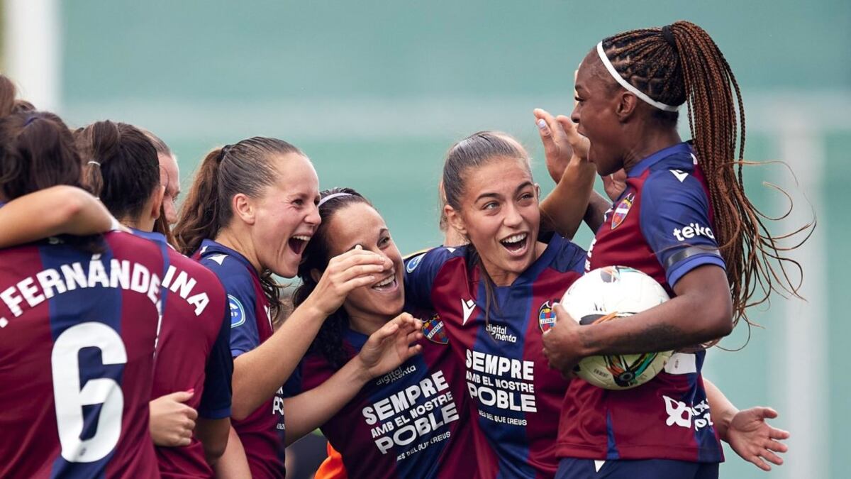 La colombiana Ivonne Chacón hizo la joya de la fecha en España con su golazo de rabona