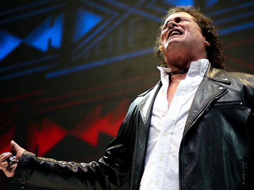 “Es mi filosofía querer la vida, creer que es posible ser feliz” Carlos Vives