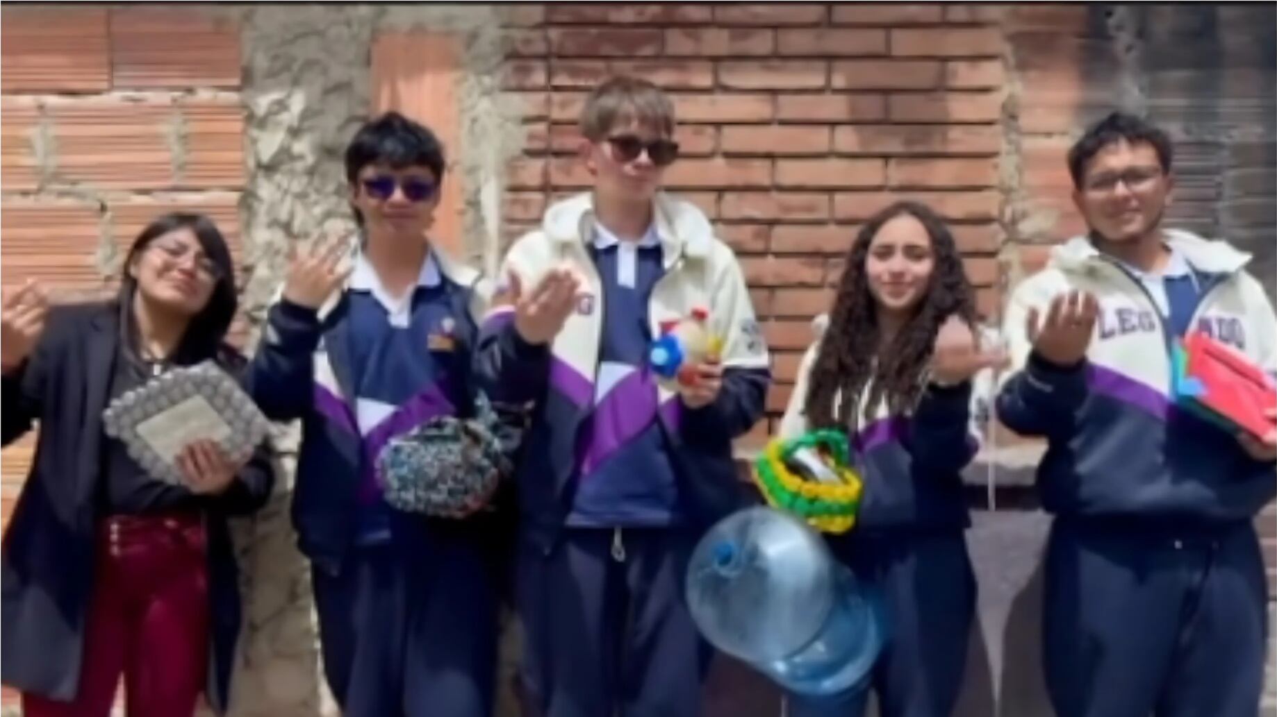 Colegio ‘Dios es Amor’