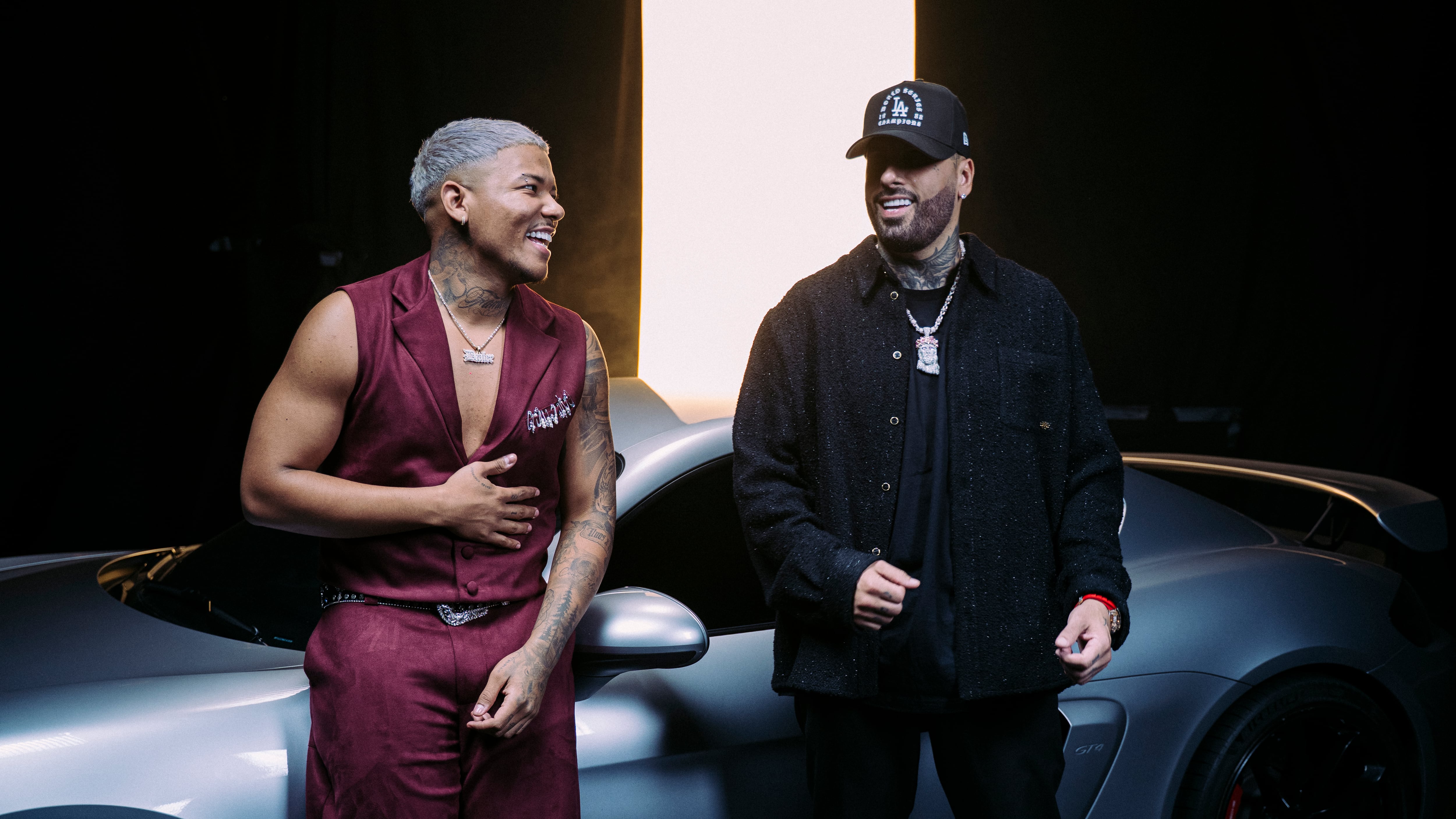 Maisak y Nicky Jam en "Con amor"