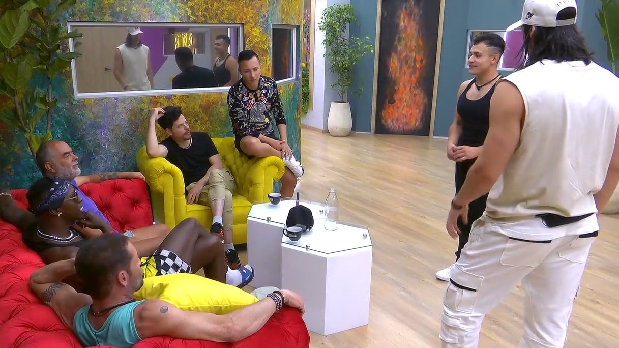 El participante ‘Culotauro’ habló de la adicción de su padre con sus compañeros de ‘La Casa de Los Famosos'.