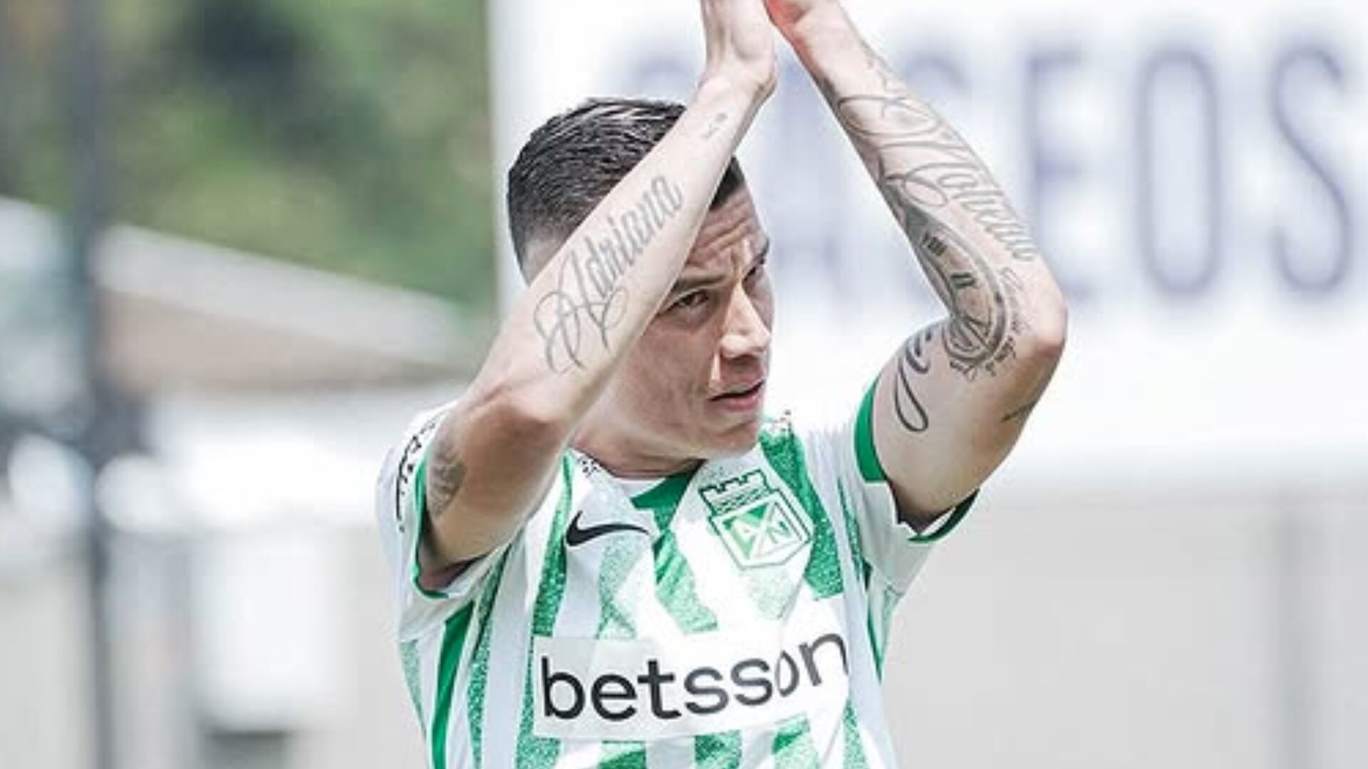 Matheus Uribe habló sobre su culpa en la salida de Efraín Juárez de Atlético Nacional