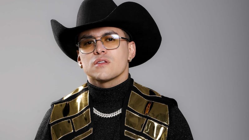 Hija de Yeison Jiménez, en medio del dolor, mostró las cenizas y el altar en honor al artista en su hogar