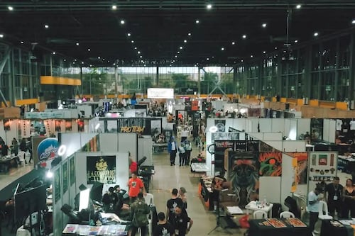 Joven de 26 años falleció trágicamente en Medellín tras tatuarse en un evento: familia señala falta de higiene