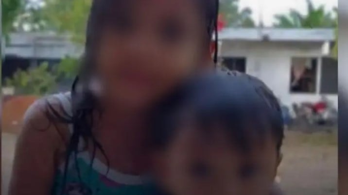 Foto dos niños mueren dentro de una nevera y crecen las dudas sobre lo ocurrido.