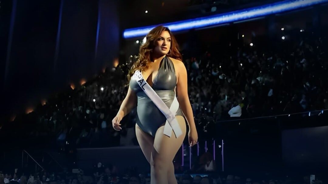 Los aplausos a Miss Nepal se extendieron desde su entrada hasta la salida del escenario convirtiéndose en una de las favoritas del Miss Universo.