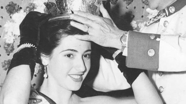 Esperanza Gallón fue la primera santandereana en recibir la corona como Señorita Colombia, en 1955.
