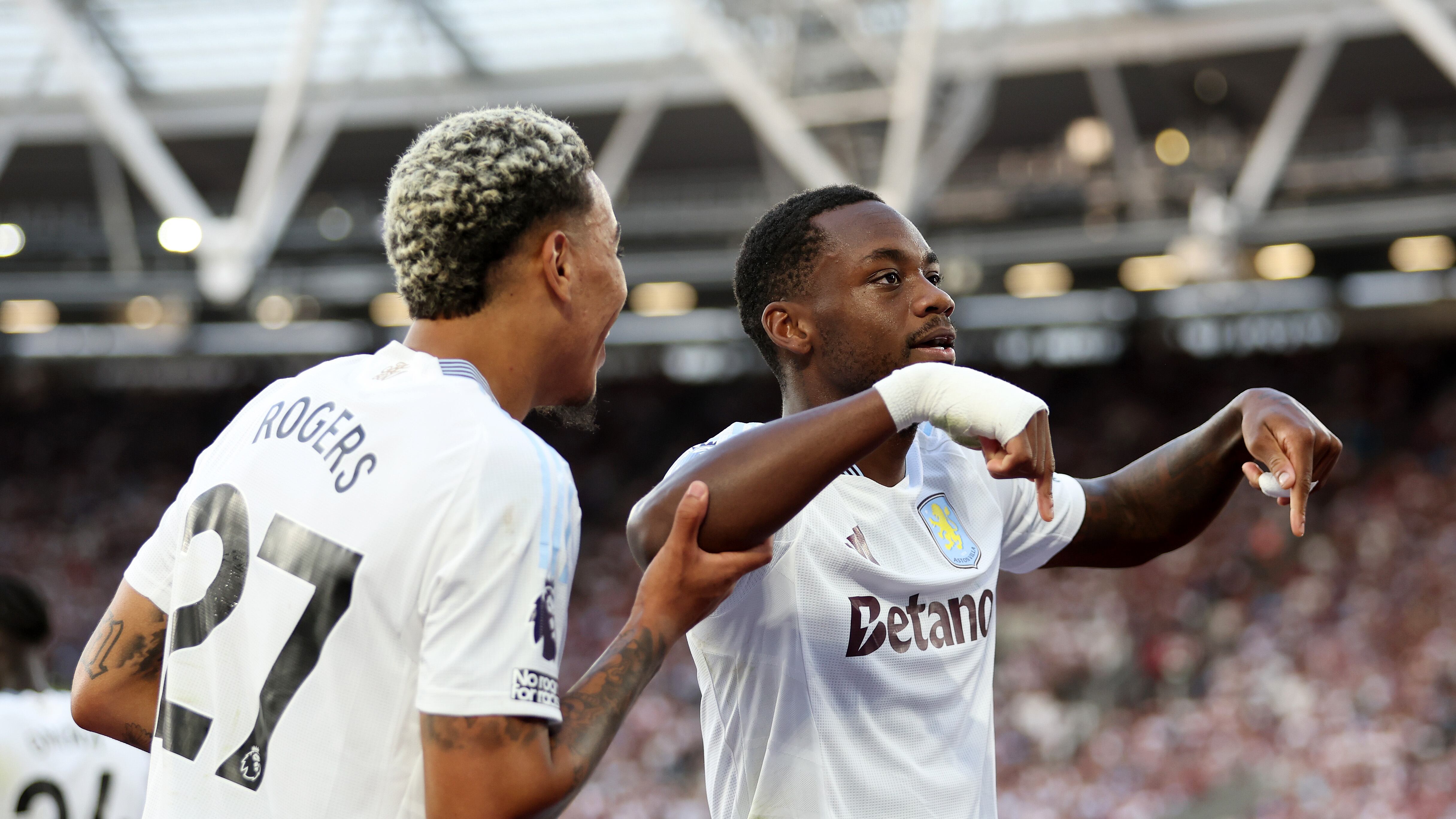 Jhon Jáder Durán hizo gol hoy, pero lo que más llamó la atención estaba en su camiseta