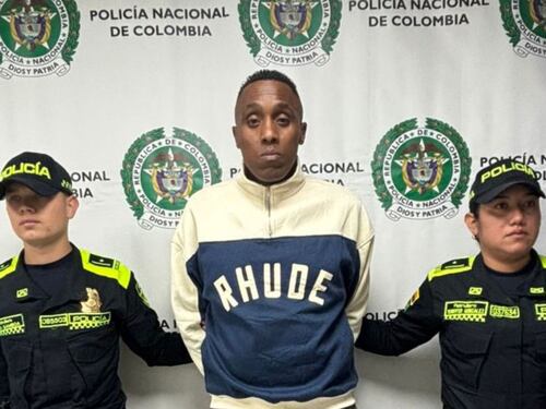 Capturan en Kennedy a sujeto que habría amenazado y cortado a su pareja con el pico de una botella