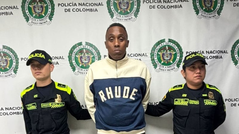 Capturan en Kennedy a sujeto que habría amenazado y cortado a su pareja con el pico de una botella