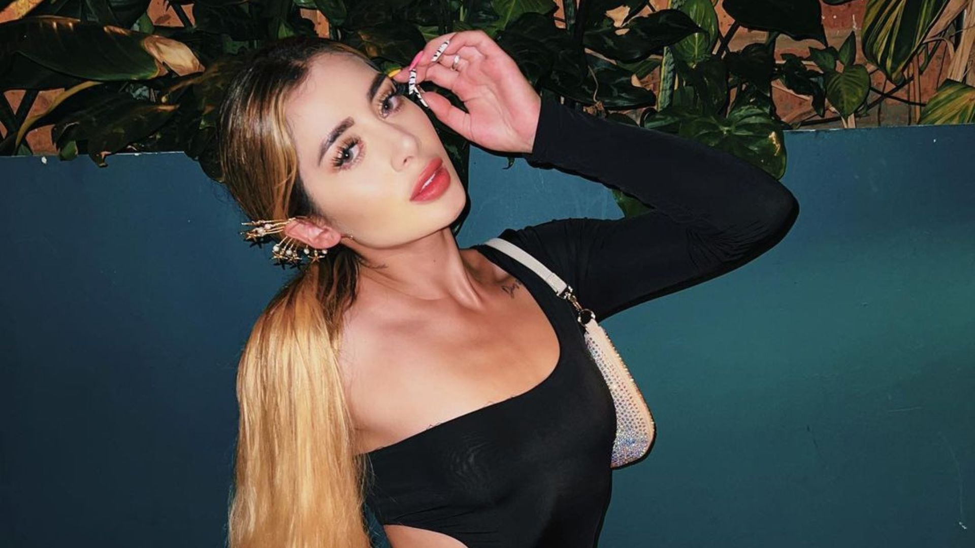 reina de la tecnocarrilera