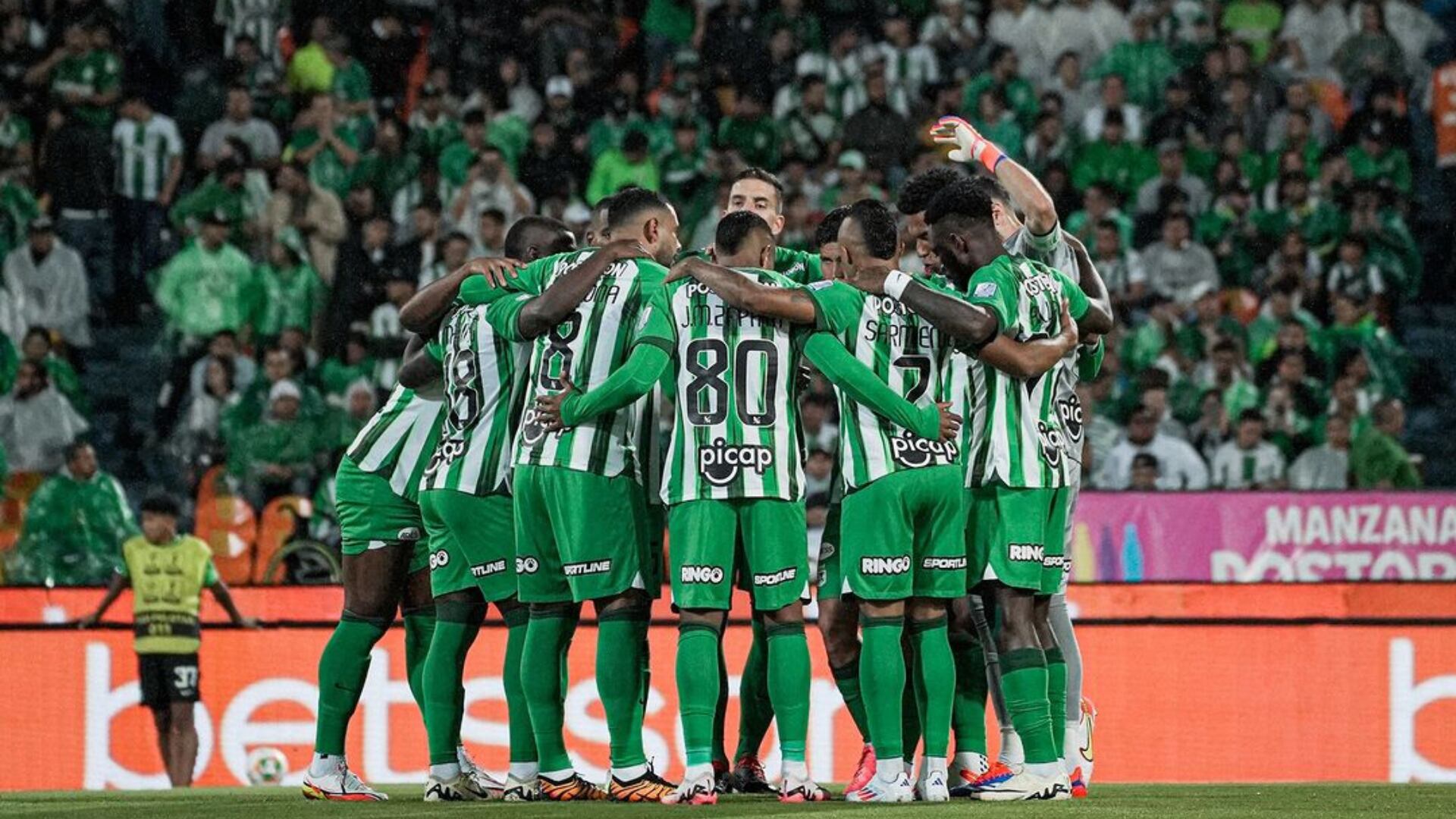 Atlético Nacional dio regalo a niño con síndrome de down y enamoró a sus hinchas