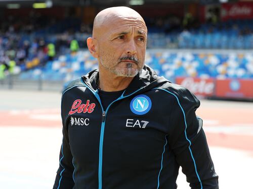 Afición ofrece regresarle el auto al técnico de David Ospina si renuncia