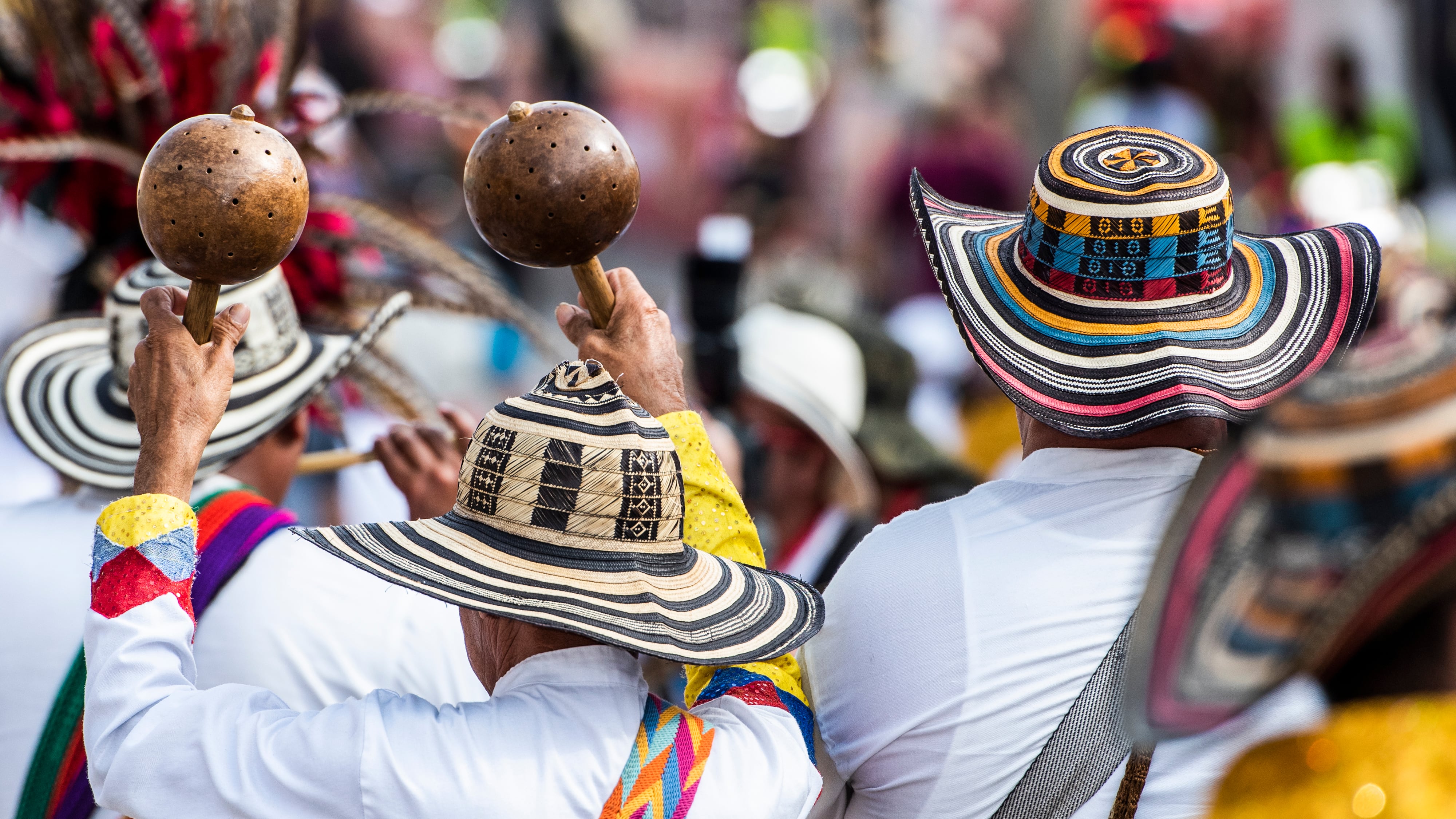 Grupo de música folclórica en el Carnaval de Barranquilla.