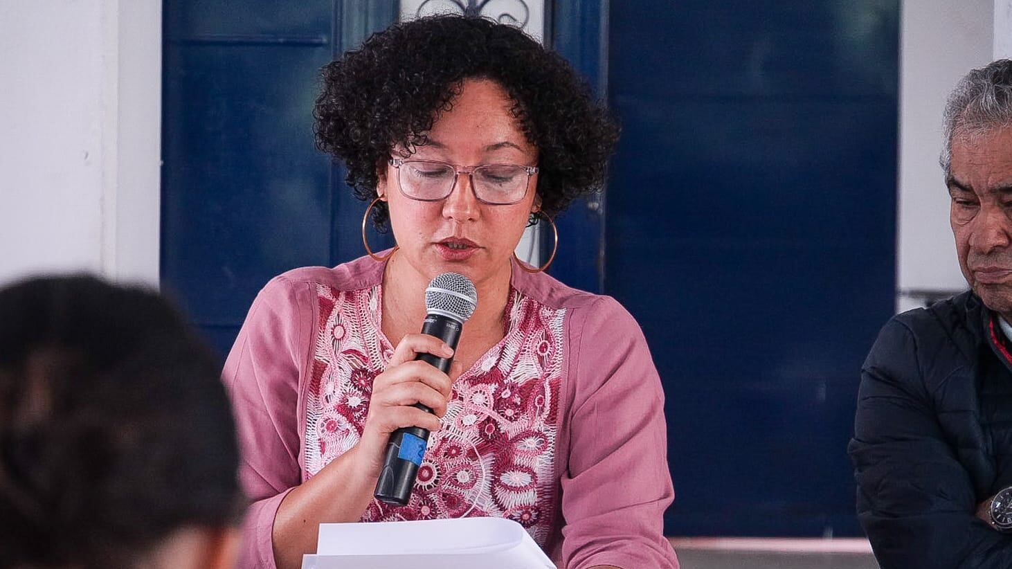 Isabel Zuleta, senadora, representante del gobierno en mesa de negociación con estructuras criminales en Medellín