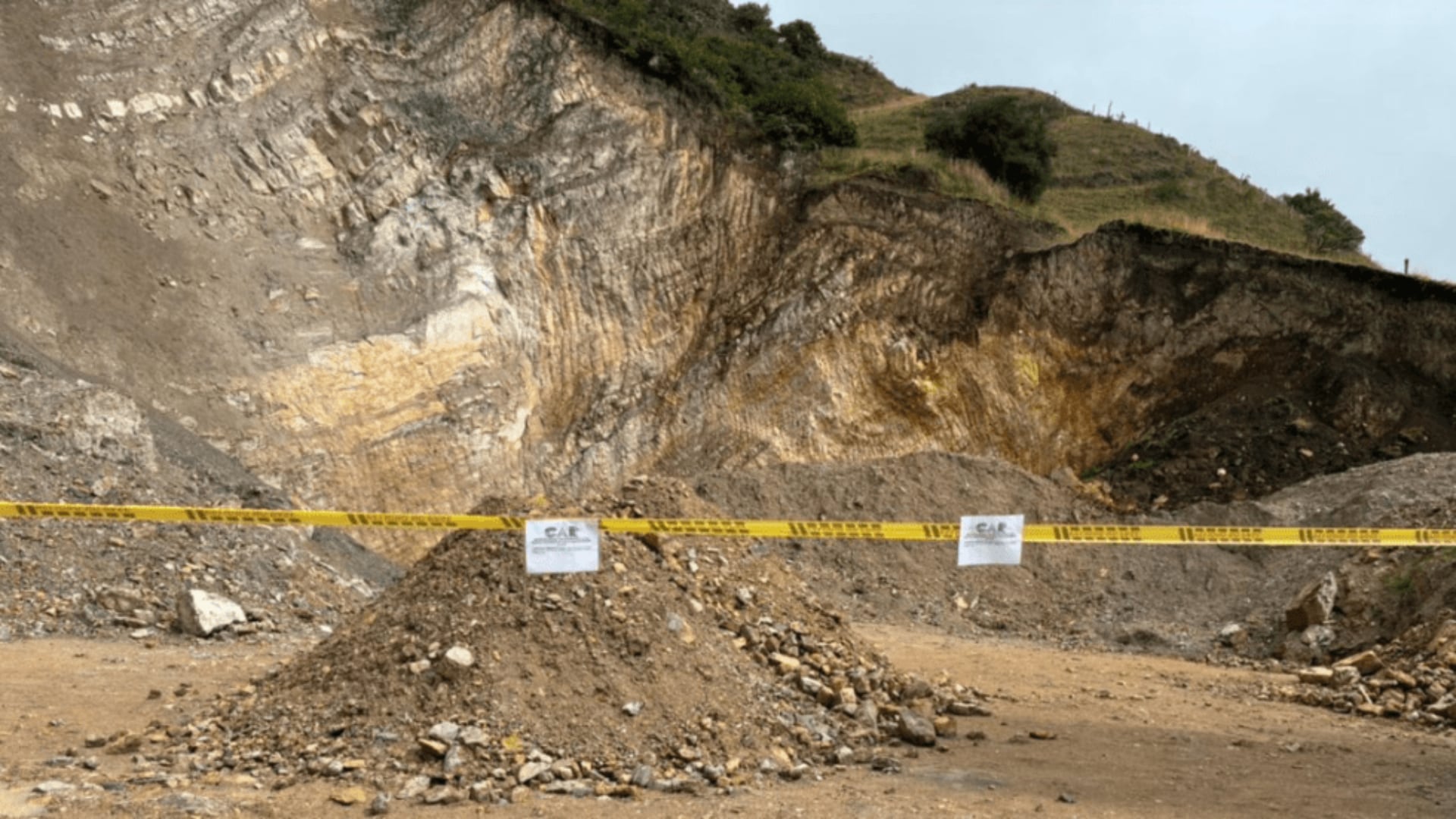 Golpe a la minería ilegal en Chocontá: La CAR interviene explotación que arrasaba con el suelo en la vereda Mochila