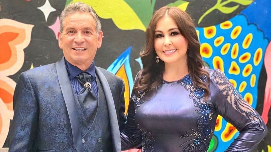 Con dos publicaciones en su Instagram Arelys Henao envió un mensaje de duelo por la muerte del que fuera su maestro y amigo Darío Gómez.