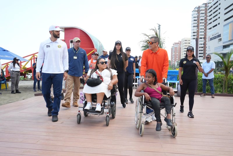 Foto: Cartagena inaugura Playa 5, un nuevo espacio accesible e incluyente en Bocagrande.