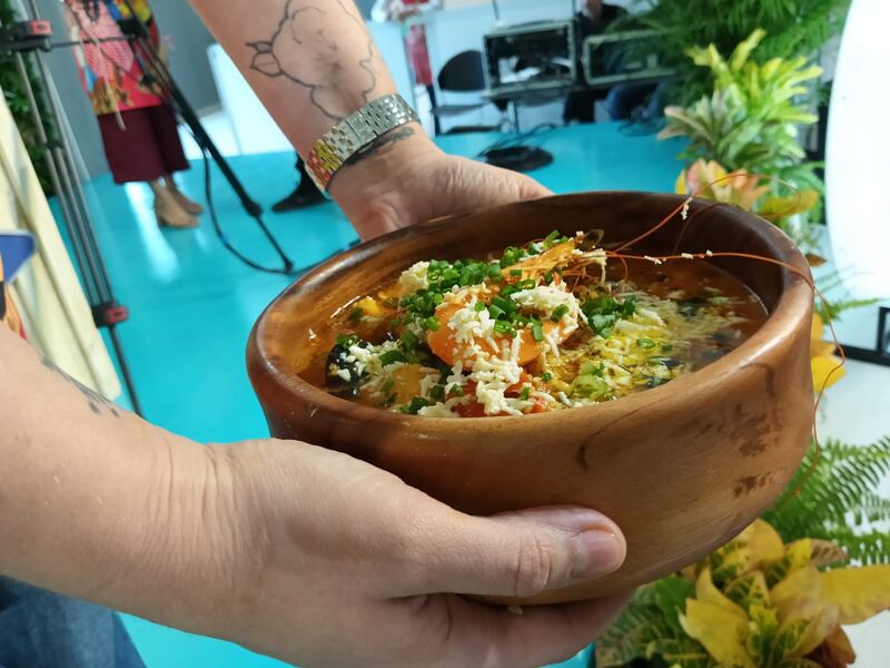 Caldoso de Millo - Carolina Asmar