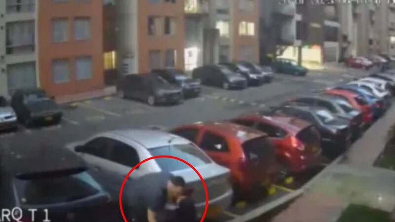 En la audiencia de John Poulos se reveló la foto del último beso que se dieron antes de que se cometiera el feminicidio contra Valentina Trespalacios.