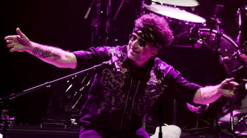 ¿Qué te pasó, Calamaro? Por esto abuchearon al músico argentino durante concierto en Medellín